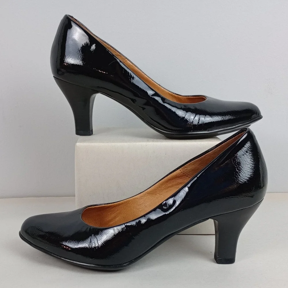 Sofft Womens 6.5 Black Patent Leather Round Toe Comfort Classic Office Pump Heel